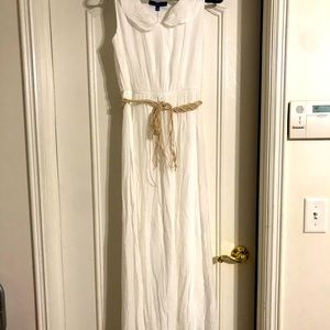 Very pretty white maxi dress. Small, NWT